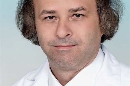 Dr Gorazd Stokin