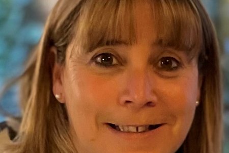 Dr Lisa Robinson