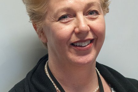 Dr Philippa Moore, Consultant Micriobiologist